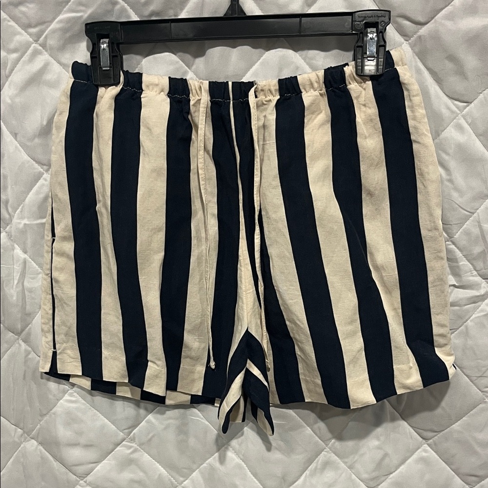 Striped Navy and White women Shorts